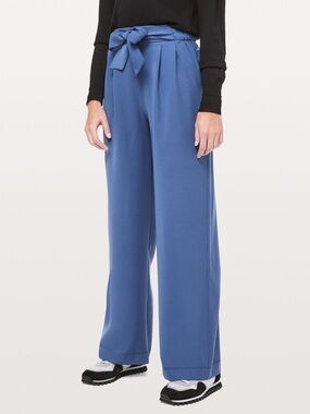 lululemon athletica Paperbag Waist Wide-Leg Pants in Blue noir pant